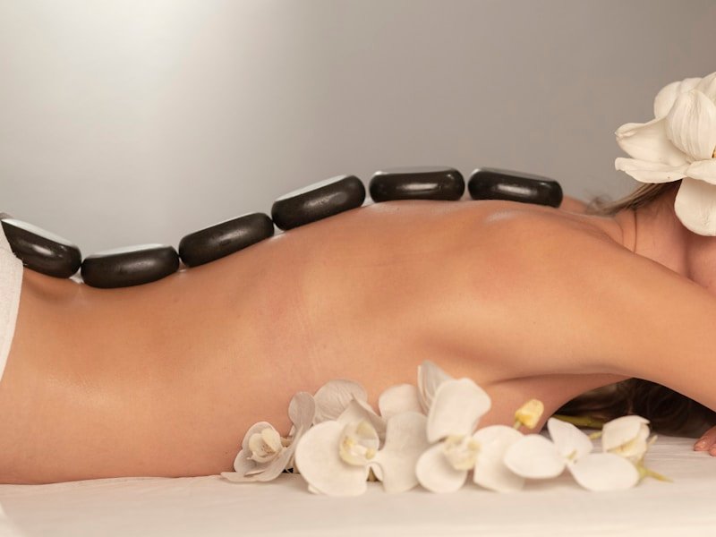 Is Red Light Therapy for Acne - Skifir