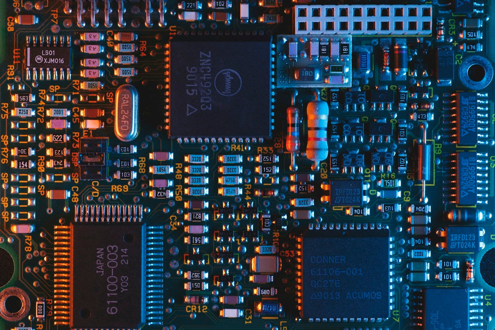 Circuit board assembly in an ISO 13485 red light therapy device factory